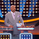 Illustration for article titled Snoop Dogg got beat on a iFamily Feud/i question about weed